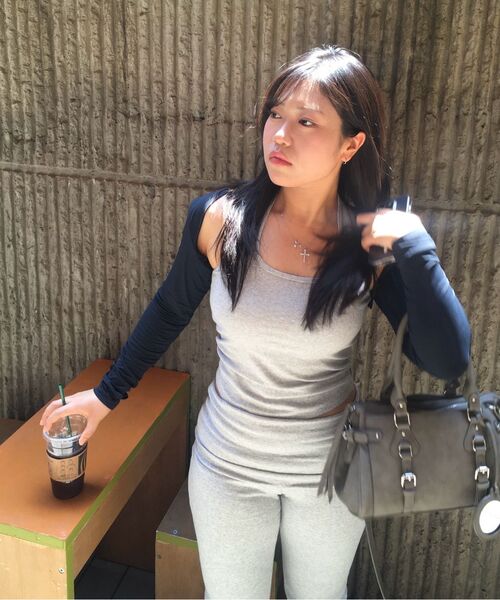 MUSINSA STANDARD WOMAN（ムシンサスタンダードウーマン）の「ウィメンズスリムホルタートップ [ミディアムグレー]（Tシャツ/カットソー・レディース・その他・SMALL/MEDIUM/LARGE/X-SMALL）」の8枚目の写真