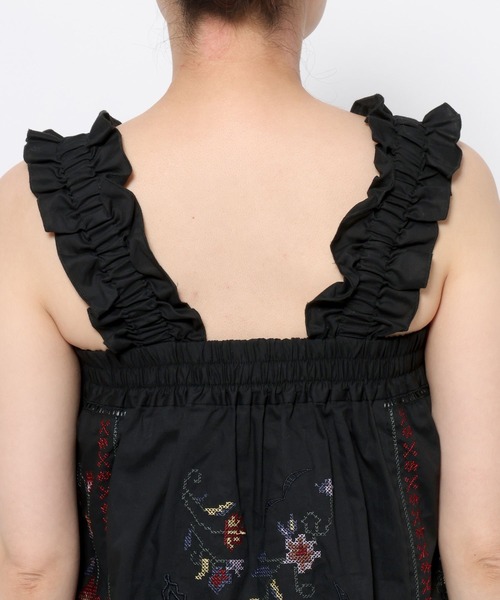 mysty woman(ミスティウーマン)の「レトロ花刺繍ノースリブラウス 759302(シャツ/ブラウス・レディース・ブラック/オフホワイト・FREE)」の20枚目の写真