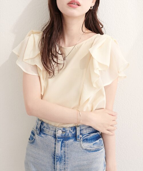 natural couture(ナチュラルクチュール)の「ショルダーリボンブラウス(シャツ/ブラウス・レディース・グリーン/ネイビー/イエロー/オフホワイト・FREE)」の8枚目の写真