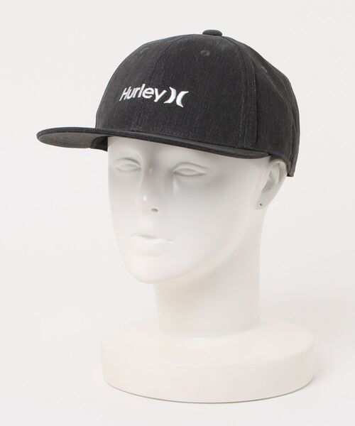 Hurley （ハーレー）の「【Hurley:ハーレー】ロゴキャップ　OAO BLACK DENIM CAP（キャップ・メンズ・ブラック系その他2/ブラック/ブラック×イエロー/ブラック×グレー/ブラック×ホワイト/ブラック系その他4/ブラック×カーキ/ブラック系その他3/ブラック×ピンク/ブラック系その他/ブラック×ブルー/ブラック×レッド・FREE）」の4枚目の写真