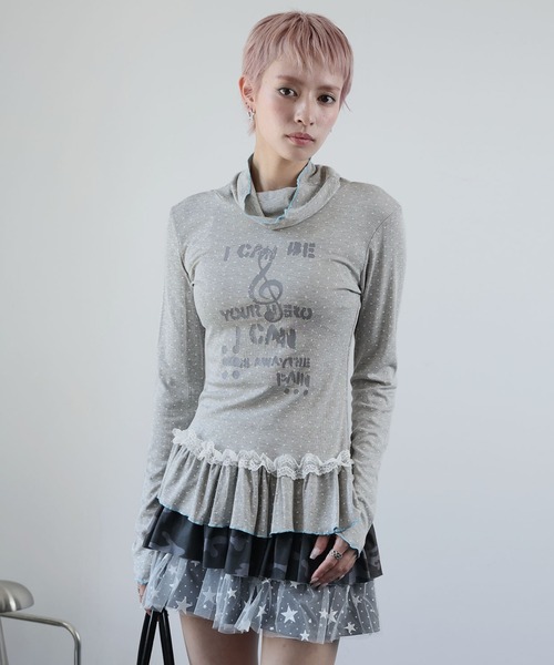 Ulysses(ユリシス)の「ドットプリントフリルヘムハイネックトップス(Tシャツ/カットソー・レディース・グレー・S/M)」の10枚目の写真