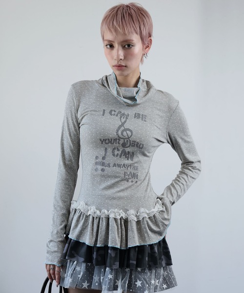 Ulysses(ユリシス)の「ドットプリントフリルヘムハイネックトップス(Tシャツ/カットソー・レディース・グレー・S/M)」の12枚目の写真