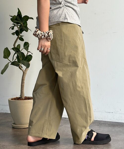 CPCM（シーピーシーエム）の「COOL撥水カーブパンツ（その他パンツ・メンズ・ブラック/ベージュ/ネイビー/ベージュ系その他/グレー・SMALL/MEDIUM/LARGE）」の19枚目の写真