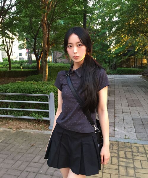 DAMISH(ダミシュ)の「スタードットアシンメトリーカラーTシャツ_チャコール(Tシャツ/カットソー・レディース・チャコール・OS)」の8枚目の写真
