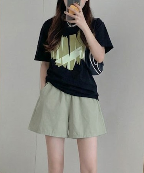 mielu(ミエル)の「ウエストゴムリラックスショートパンツ(その他パンツ・レディース・カーキ/ブラック/ダークグレー・MEDIUM/LARGE)」の7枚目の写真