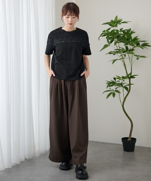 DAYRA(デイラ)の「フラワー レース ライン デザイン カットソー(Tシャツ/カットソー・レディース・ホワイト/ブラック・FREE)」の7枚目の写真