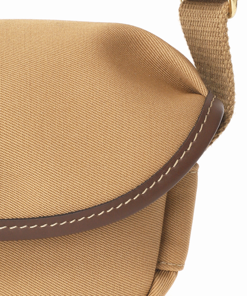 FRAMeWORK(フレームワーク)の「Billingham 1/2 Wickham satchel small(ショルダーバッグ・レディース・キャメル・FREE)」の12枚目の写真