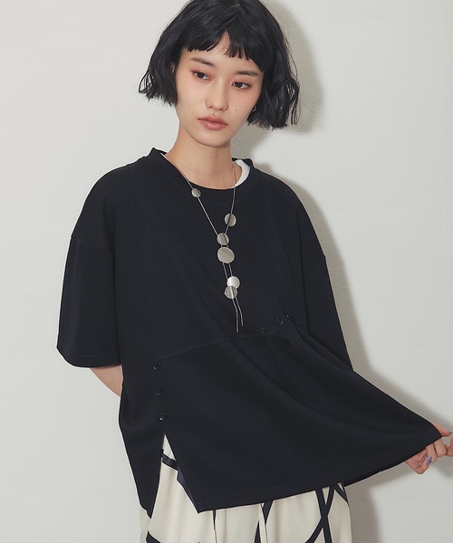 ANOTHER S(アナザーエス)の「ペプラムTシャツ(Tシャツ/カットソー・レディース・ホワイト/ブラック/ベージュ・FREE)」の3枚目の写真