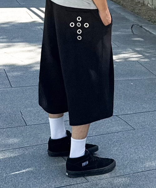 FUZZY SCAN（ファジスキャン）の「クロスアイレットバミューダパンツメランジ（その他パンツ・レディース・ライトグレー・ONE SIZE/TWO）」の8枚目の写真