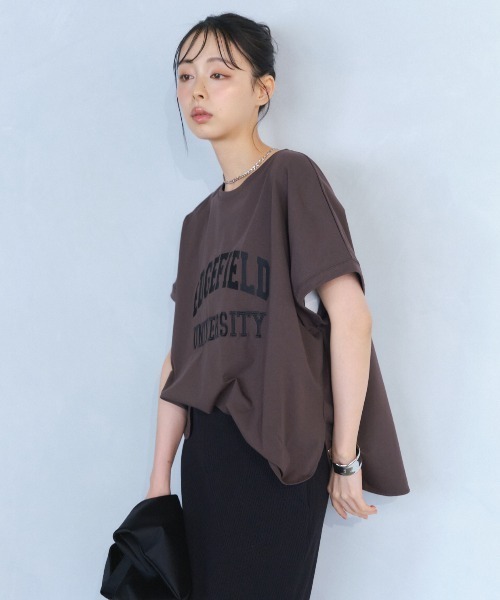 Anclear oui(アンクリアウィ)の「【接触冷感】ビッグロゴ刺繍Tシャツ(Tシャツ/カットソー・レディース・ブラウン/チャコール/ブラック/ホワイト・F)」の3枚目の写真