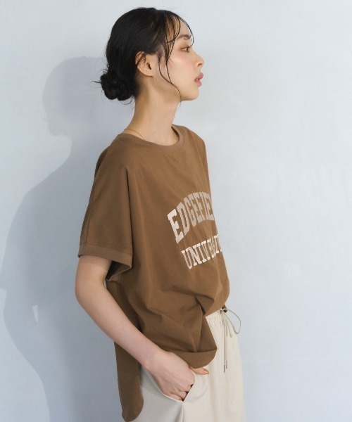 Anclear oui(アンクリアウィ)の「【接触冷感】ビッグロゴ刺繍Tシャツ(Tシャツ/カットソー・レディース・ブラウン/チャコール/ブラック/ホワイト・F)」の12枚目の写真