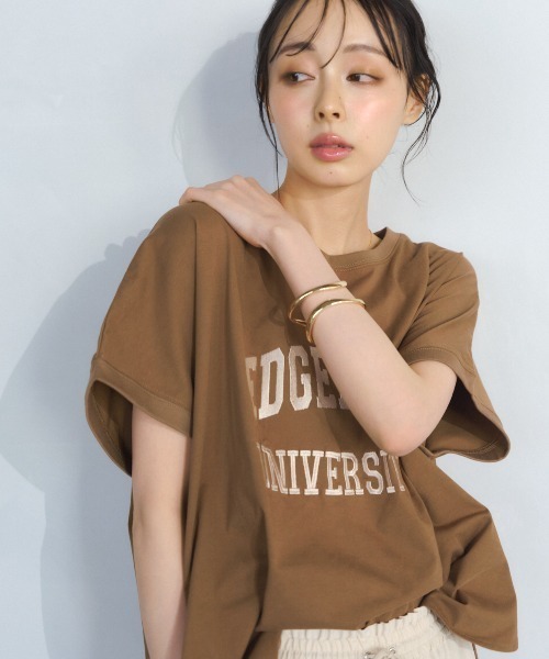 Anclear oui(アンクリアウィ)の「【接触冷感】ビッグロゴ刺繍Tシャツ(Tシャツ/カットソー・レディース・ブラウン/チャコール/ブラック/ホワイト・F)」の5枚目の写真