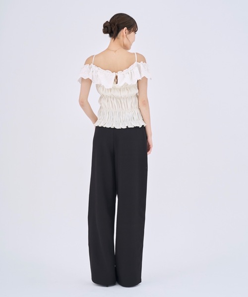 Lallana(ララーナ)の「Beautiful Silhouette Wide Slacks /美シルエットタックワイドスラックス(スラックス・レディース・ブラック/アイボリー・LARGE/MEDIUM/SMALL)」の17枚目の写真