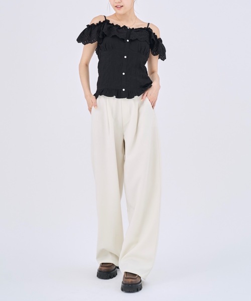 Lallana(ララーナ)の「Beautiful Silhouette Wide Slacks /美シルエットタックワイドスラックス(スラックス・レディース・ブラック/アイボリー・LARGE/MEDIUM/SMALL)」の3枚目の写真
