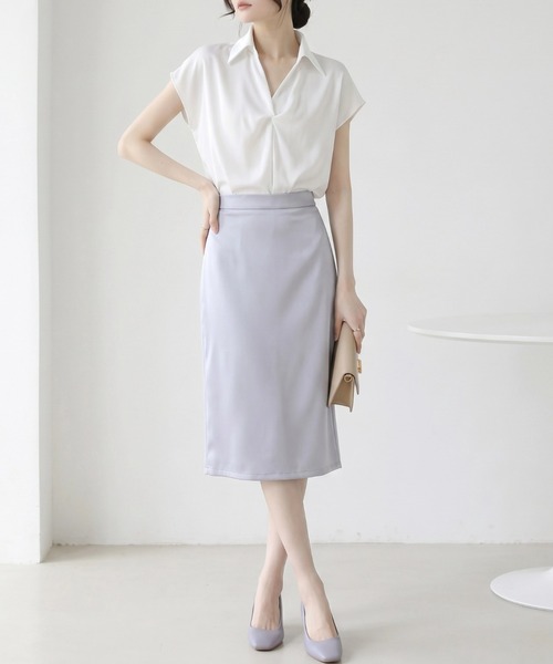 yuue' ( wear )(ユーイ)の「オフィス、プライベート、オケージョンにも◎サテンツイストタック半袖ブラウス(シャツ/ブラウス・レディース・ホワイト/ブルー・FREE)」の7枚目の写真