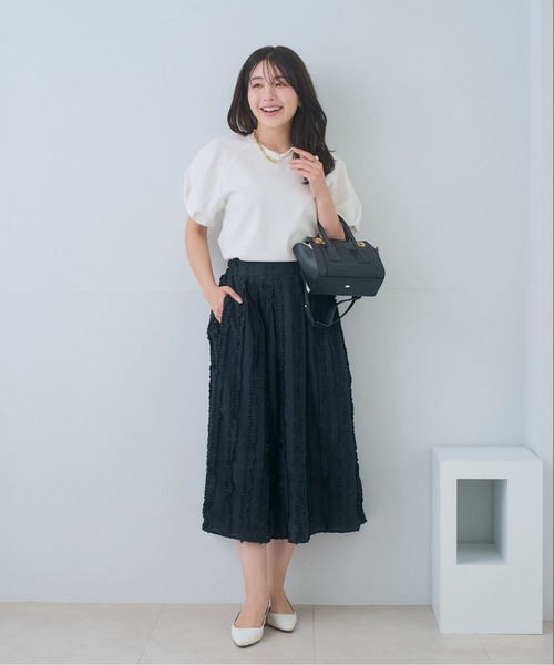 Neige(ネージュ)の「タックフリルラインフレアスカート(スカート・レディース・アイボリー/ブラック・ONE SIZE)」の22枚目の写真