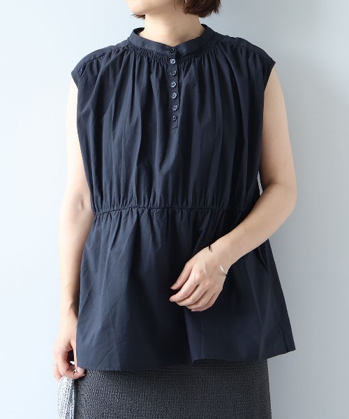 leswel(レスウェル)の「【M/L】ギャザーノースリーブブラウス(シャツ/ブラウス・レディース・オレンジ/オフホワイト/ブラック・M/L)」の3枚目の写真