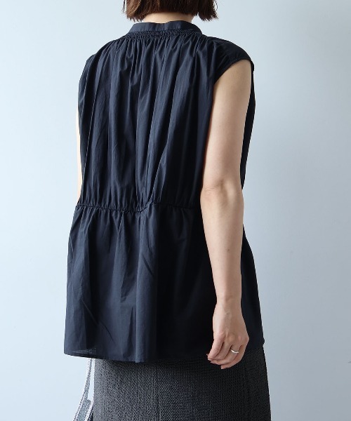 leswel(レスウェル)の「【M/L】ギャザーノースリーブブラウス(シャツ/ブラウス・レディース・オレンジ/オフホワイト/ブラック・M/L)」の9枚目の写真