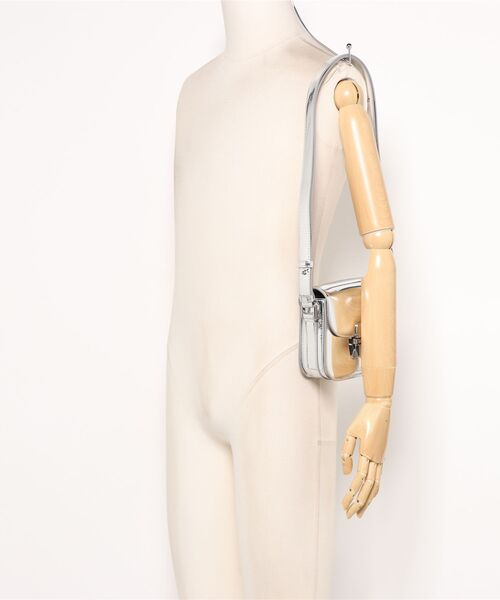 A.P.C.（アーペーセー）の「SAC GRACE MINI（ショルダーバッグ・レディース・チャコールグレー・ONESIZE）」の2枚目の写真