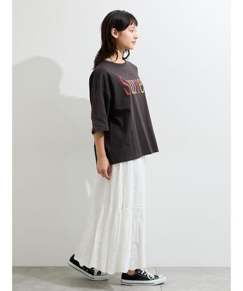 Samansa Mos2(サマンサ モスモス)の「【接触冷感】ロゴプリントビッグTシャツ(Tシャツ/カットソー・レディース・ベージュ/オフホワイト/チャコールグレー・F)」の5枚目の写真