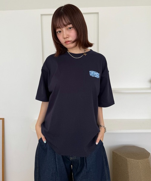 Remember.（リメンバー）の「迷彩グラフィックルーズTシャツ / Camouflage Graphic Loose Tshirt（Tシャツ/カットソー・メンズ・ブラック/ネイビー/ホワイト・MEDIUM/LARGE）」の11枚目の写真
