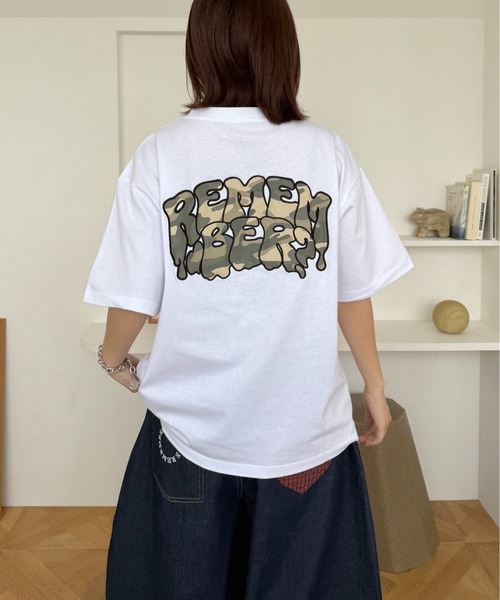 Remember.（リメンバー）の「迷彩グラフィックルーズTシャツ / Camouflage Graphic Loose Tshirt（Tシャツ/カットソー・メンズ・ブラック/ネイビー/ホワイト・MEDIUM/LARGE）」の7枚目の写真