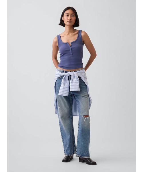 GAP(ギャップ)の「モダンリブ スクープ ヘンリーネック タンクトップ(タンクトップ・レディース・ブラック/ブルー/ホワイト・XS/S/M/L/XL/XXS)」の17枚目の写真