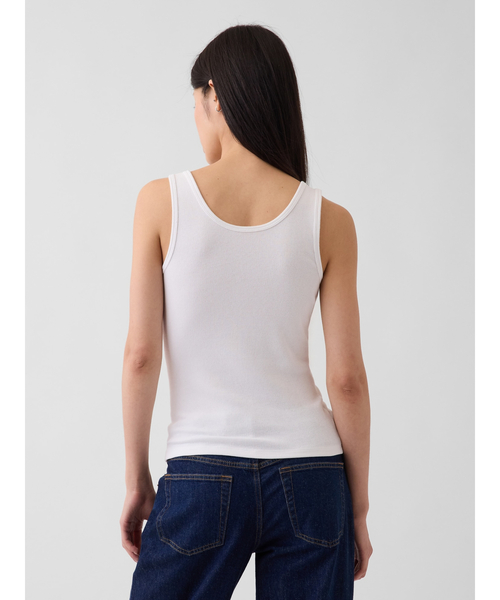 GAP(ギャップ)の「モダンリブ スクープ ヘンリーネック タンクトップ(タンクトップ・レディース・ブラック/ブルー/ホワイト・XS/S/M/L/XL/XXS)」の12枚目の写真