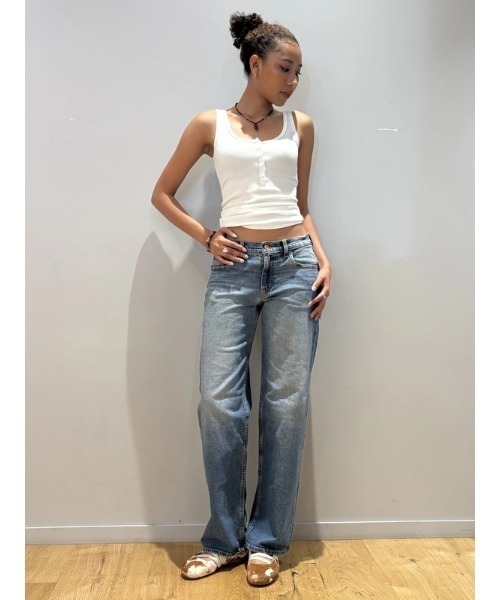 GAP(ギャップ)の「モダンリブ スクープ ヘンリーネック タンクトップ(タンクトップ・レディース・ブラック/ブルー/ホワイト・XS/S/M/L/XL/XXS)」の5枚目の写真