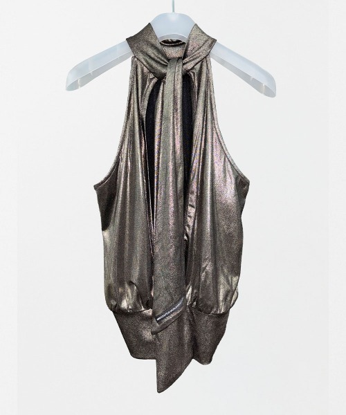 SCULPTOR(スカルプター)の「Metallic High-Neck Halter Top(その他トップス・レディース・シルバー/ゴールド・SMALL/MEDIUM)」の10枚目の写真