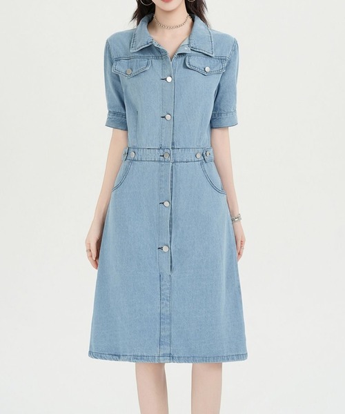 LUCPY(ラクピー)の「ライトデニムシャツワンピース(ワンピース・レディース・ブルー・SMALL/X-LARGE/LARGE/MEDIUM)」の5枚目の写真