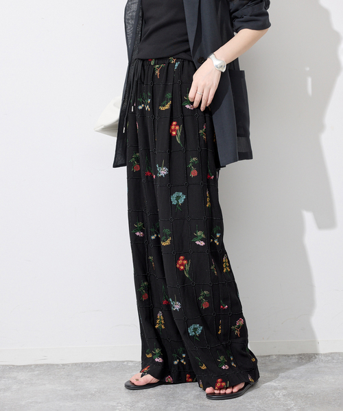 SLOBE IENA(スローブイエナ)の「《WEB限定/追加》embroideryメッシュパンツ(その他パンツ・レディース・ブラック・FREE)」の10枚目の写真