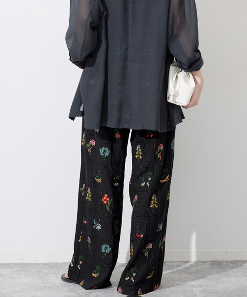SLOBE IENA(スローブイエナ)の「《WEB限定/追加》embroideryメッシュパンツ(その他パンツ・レディース・ブラック・FREE)」の11枚目の写真