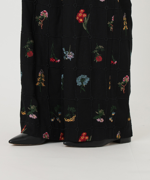 SLOBE IENA(スローブイエナ)の「《WEB限定/追加》embroideryメッシュパンツ(その他パンツ・レディース・ブラック・FREE)」の19枚目の写真