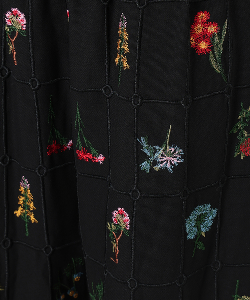 SLOBE IENA(スローブイエナ)の「《WEB限定/追加》embroideryメッシュパンツ(その他パンツ・レディース・ブラック・FREE)」の20枚目の写真