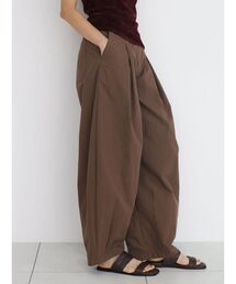 FIKA.（フィーカ）の「Box tuck wide pants（その他パンツ）」