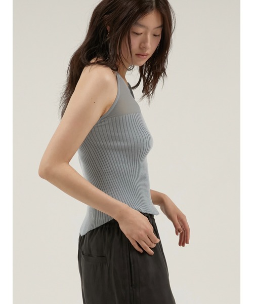 LA PEAU DE GEM(ラポドゥジェム)の「【LA PEAU DE GEM】sheer combi halter neck tops/シアーコンビホルターネックトップス(キャミソール・レディース・ブラック/アイボリー/ブルー・FREE)」の13枚目の写真