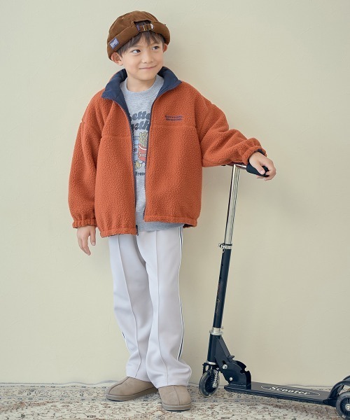 devirock(デビロック)の「洗える ボア×タフタ リバーシブルブルゾン(ブルゾン・キッズ・ブルー系その他2/ブラック系その他/ブラウン系その他/ブルー系その他/グリーン系その他/グレー系その他・100cm/110cm/120cm/130cm/140cm/150cm/160cm)」の11枚目の写真