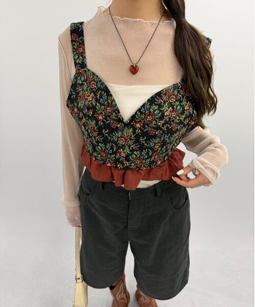 w closet(ダブルクローゼット)の「【セットアップ対応】ゴブランビスチェ(その他トップス・レディース・ベージュ/ブラック・FREE)」の10枚目の写真
