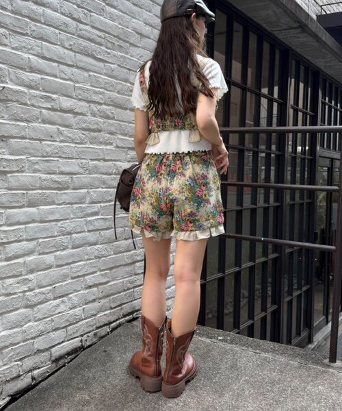 w closet(ダブルクローゼット)の「【セットアップ対応】ゴブランビスチェ(その他トップス・レディース・ベージュ/ブラック・FREE)」の9枚目の写真