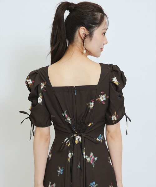 WILLSELECTION(ウィルセレクション)の「フローラルベリープリントギャザースリーブワンピース(ワンピース・レディース・ブラウン/ホワイト/ピンク・FREE)」の16枚目の写真