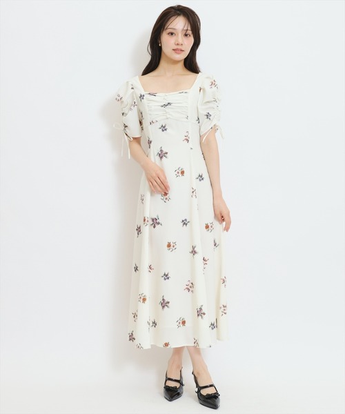 WILLSELECTION(ウィルセレクション)の「フローラルベリープリントギャザースリーブワンピース(ワンピース・レディース・ブラウン/ホワイト/ピンク・FREE)」の12枚目の写真