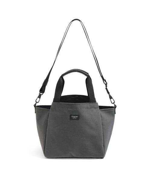 STANDARD SUPPLY(スタンダードサプライ)の「スタンダードサプライ / SIMPLICITY シンプリシティ / 2WAY FOLD TOTE S 2ウェイフォールドトートS(トートバッグ・レディース・チャコールグレー/ブラック/マスタード/モカ/グリーン/ブルー/ダークネイビー/ダークパープル/グレー/サンドベージュ・FREE)」の2枚目の写真