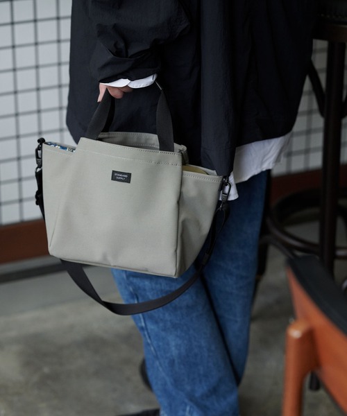 STANDARD SUPPLY(スタンダードサプライ)の「スタンダードサプライ / SIMPLICITY シンプリシティ / 2WAY FOLD TOTE S 2ウェイフォールドトートS(トートバッグ・レディース・チャコールグレー/ブラック/マスタード/モカ/グリーン/ブルー/ダークネイビー/ダークパープル/グレー/サンドベージュ・FREE)」の14枚目の写真