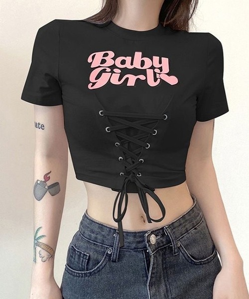 CANVAS+(キャンバスプラス)の「【CANVAS+】ショート丈ロゴプリントレースアップTシャツ(Tシャツ/カットソー・レディース・ピンク/サックスブルー/ブラック・M)」の1枚目の写真
