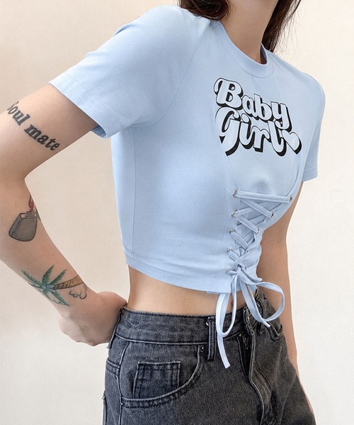 CANVAS+(キャンバスプラス)の「【CANVAS+】ショート丈ロゴプリントレースアップTシャツ(Tシャツ/カットソー・レディース・ピンク/サックスブルー/ブラック・M)」の13枚目の写真