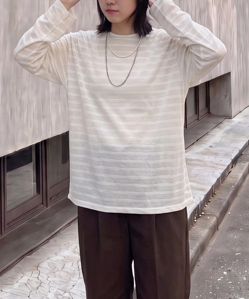 SELECT LEVERY(セレクトリベリー)の「シアーボーダーリラックス長袖Tシャツ(Tシャツ/カットソー・レディース・ブラック/オフホワイト/ボルドー・FREE)」の5枚目の写真