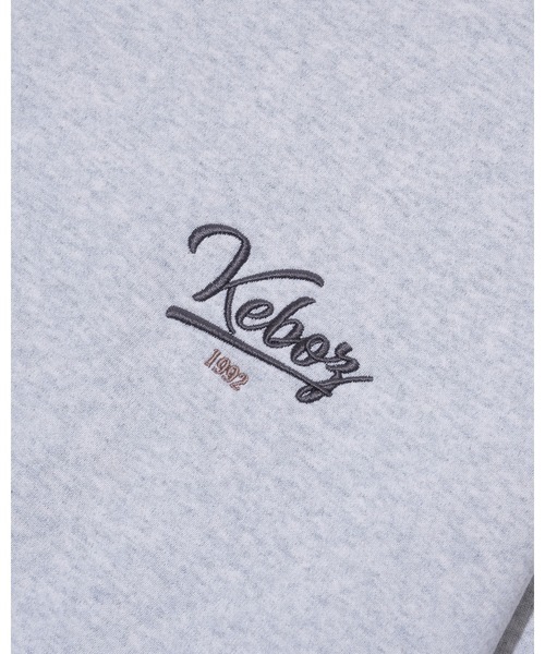 KEBOZ(ケボズ)の「ICON SWEAT CREWNECK(スウェット・メンズ・アッシュグレー/ブラック/ネイビー/チャコールグレー/ダークグリーン・S/M/L/XL/2XL)」の17枚目の写真