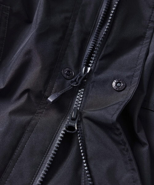 +phenix（プラスフェニックス）の「+phenix/プラスフェニックス 別注 GORE-TEX WINDSTOPPER M65 MODS COAT/ゴアテックス ウインドストッパー M65 モッズコート（モッズコート・メンズ・ブラック/チャコールグレー/オリーブ/ネイビー・SMALL/MEDIUM/LARGE）」の13枚目の写真