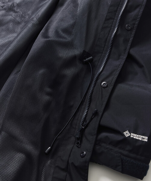 +phenix（プラスフェニックス）の「+phenix/プラスフェニックス 別注 GORE-TEX WINDSTOPPER M65 MODS COAT/ゴアテックス ウインドストッパー M65 モッズコート（モッズコート・メンズ・ブラック/チャコールグレー/オリーブ/ネイビー・SMALL/MEDIUM/LARGE）」の10枚目の写真